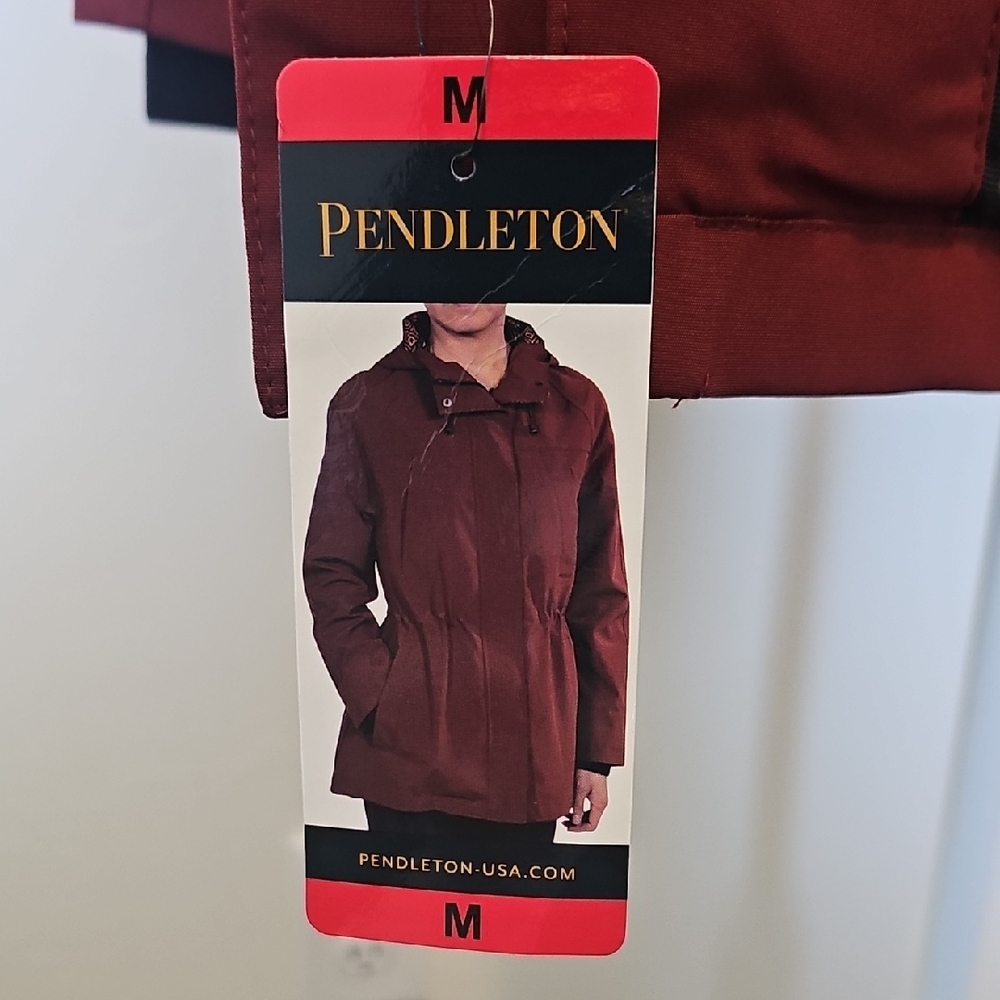 Pendleton Women's Deep Red Rain Jacket - Picture 4 of 9